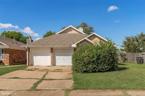 1410 Williamsburg Dr, Bossier City, LA 71112
