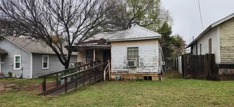 1407 E Wells Ave, Sherman, TX 75090