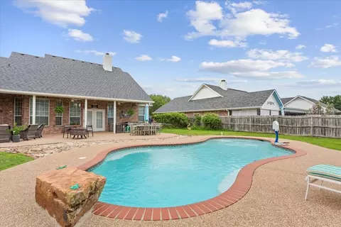 Exterior - 5616 Landsdown Dr, Waco, TX 76708 photo 6 of 9