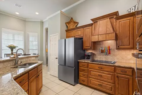 Kitchen - 5616 Landsdown Dr, Waco, TX 76708 photo 1 of 3