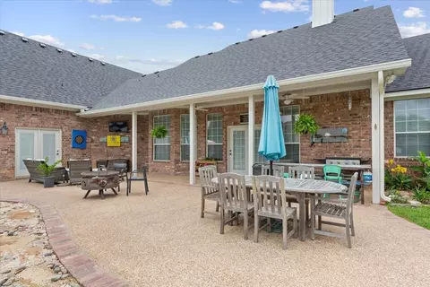 Exterior - 5616 Landsdown Dr, Waco, TX 76708 photo 4 of 9