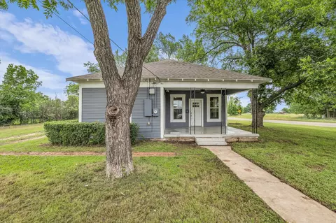 620 Washington St, Mcgregor, TX 76657