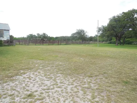 605 E Loop 254, Ranger, TX 76470 photo 2