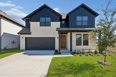 4735 Farmers Dr, Celina, TX 75009