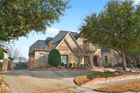 1202 Club House Ct, Southlake, TX 76092