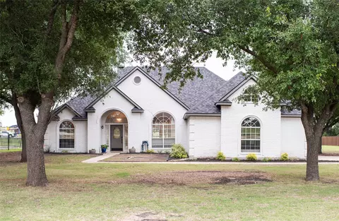 1393 W Alamosa Dr, Talty, TX 75160