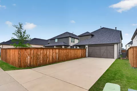 Exterior - 2821 Epping Way, Celina, TX 75009 photo 6 of 8