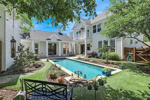 605 Barnes St, Mckinney, TX 75069