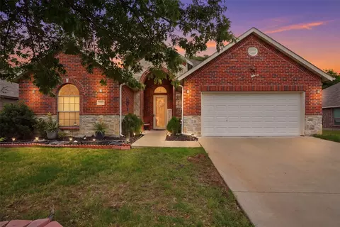 614 Catherine Ln, Seagoville, TX 75159