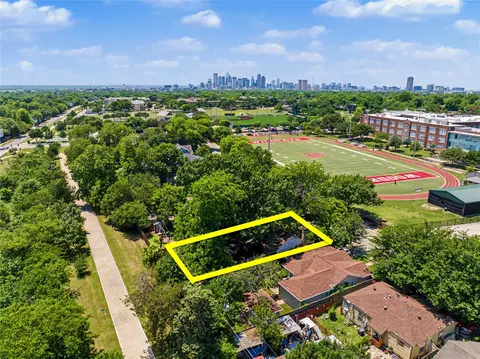 6322 Covington Ln, Dallas, TX 75214