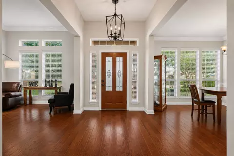 1001 Lochness Ln, Garland, TX 75044