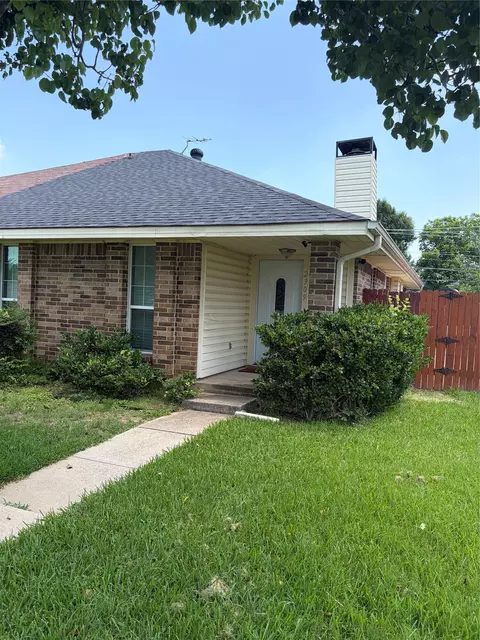 2309 Scott Mill Cir, Carrollton, TX 75006