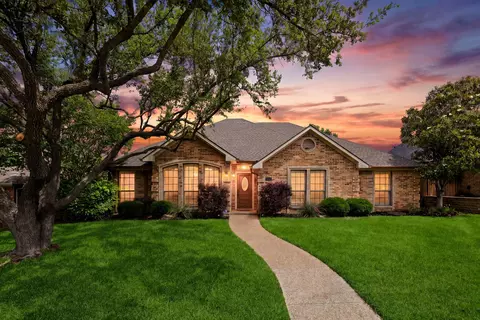3831 Kelly Blvd, Carrollton, TX 75007