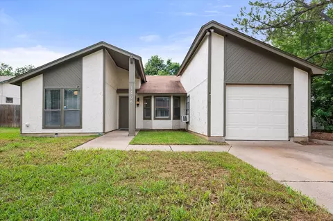1406 Colonnade Dr, Arlington, TX 76018