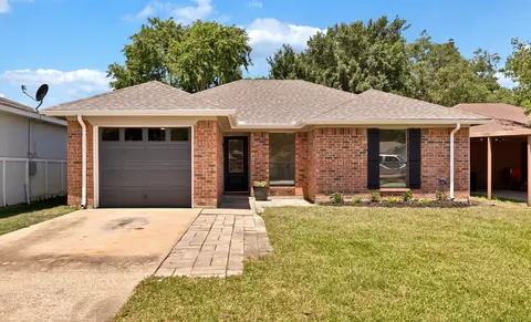 11320 Golden Triangle Cir, Fort Worth, TX 76244