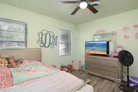 Bedroom - 135 Poverty Pt, Doyline, LA 71023 photo 3 of 3