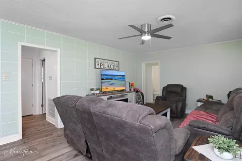 Living - 135 Poverty Pt, Doyline, LA 71023 photo 1 of 2