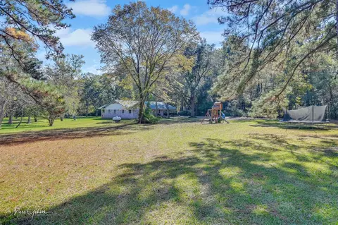 Exterior - 135 Poverty Pt, Doyline, LA 71023 photo 2 of 7