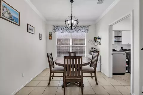 Dining - 9453 Centennial Dr, Waco, TX 76708 photo 3 of 3