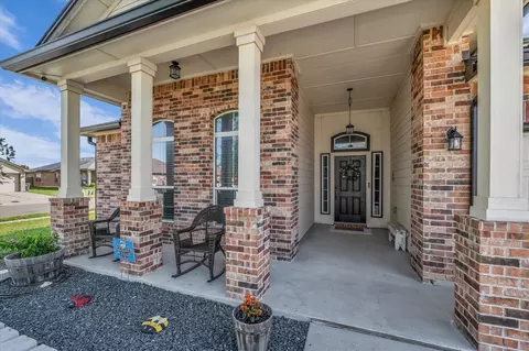 Exterior - 9453 Centennial Dr, Waco, TX 76708 photo 4 of 9