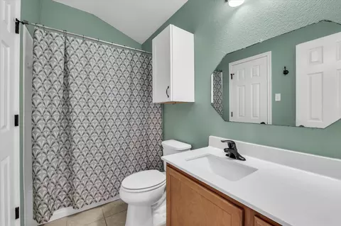 Bath - 9453 Centennial Dr, Waco, TX 76708 photo 6 of 6