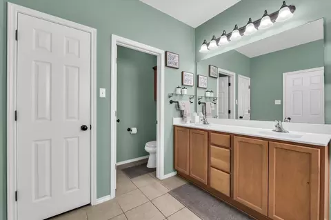 Bath - 9453 Centennial Dr, Waco, TX 76708 photo 5 of 6
