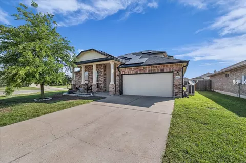 Exterior - 9453 Centennial Dr, Waco, TX 76708 photo 5 of 9