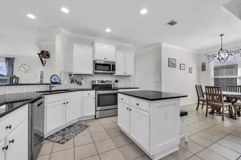 Kitchen - 9453 Centennial Dr, Waco, TX 76708 photo 2 of 2
