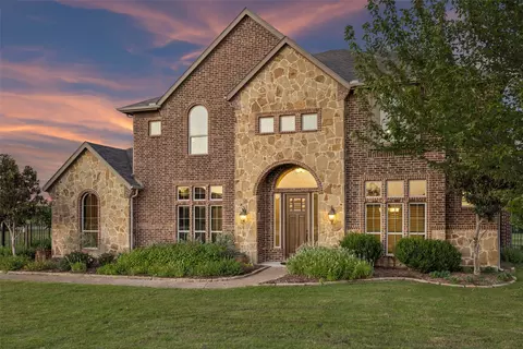 3030 Wincrest Dr, Rockwall, TX 75032