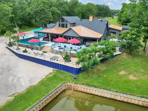 Exterior - 5000 Esquire Estates Rd, Mabank, TX 75156 photo 2 of 7