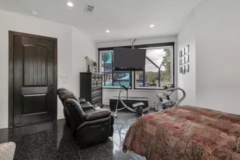 Bedroom - 5000 Esquire Estates Rd, Mabank, TX 75156 photo 7 of 9