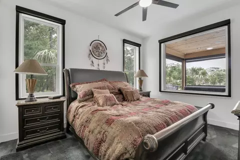 Bedroom - 5000 Esquire Estates Rd, Mabank, TX 75156 photo 2 of 9