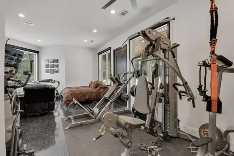Bedroom - 5000 Esquire Estates Rd, Mabank, TX 75156 photo 4 of 9