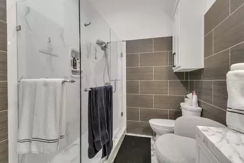 Bath - 5000 Esquire Estates Rd, Mabank, TX 75156 photo 6 of 10