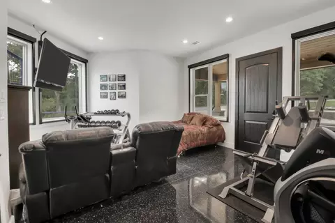 Bedroom - 5000 Esquire Estates Rd, Mabank, TX 75156 photo 6 of 9