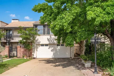 1859 Amber Ln, Carrollton, TX 75007
