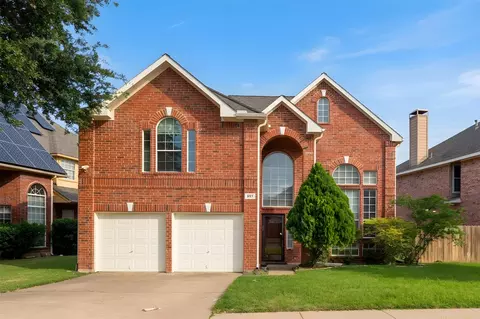937 Parker Dr, Coppell, TX 75019