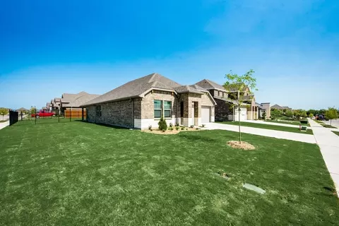 605 Cedar Springs Dr, Princeton, TX 75407