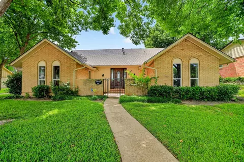 4037 Treeline Dr, Dallas, TX 75224