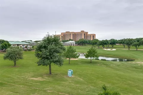 350 N O Connor Ridge Blvd #21, Irving, TX 75038