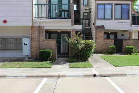 2300 Bamboo Dr #N114, Arlington, TX 76006