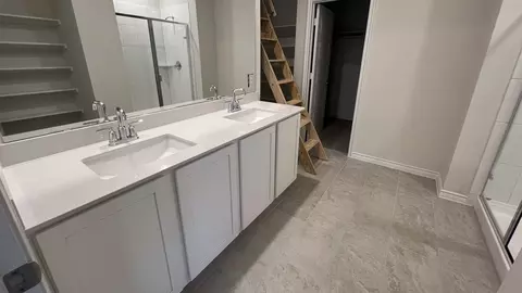9517 Dugout Dr, Aubrey, TX 76227