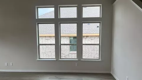 9528 Bently Blvd, Aubrey, TX 76227