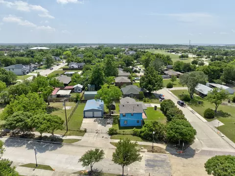 236 W Park St, Little Elm, TX 75068