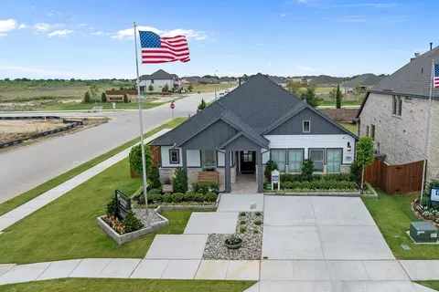 10632 Moss Cove Dr, Crowley, TX 76036