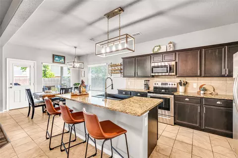 213 Jockey Ct, Ponder, TX 76259