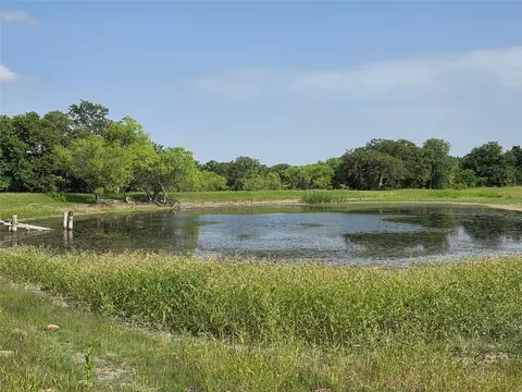 375 Ea Rd, Comanche, TX 76442 photo 4