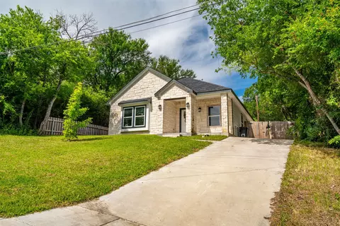 2955 Pearl Ave, Fort Worth, TX 76106
