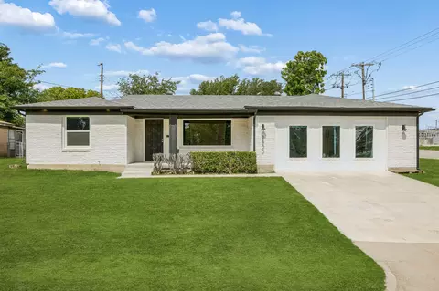 2800 Sierra Dr, Fort Worth, TX 76116