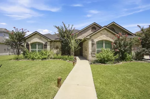 217 Nocona Dr, Waxahachie, TX 75165